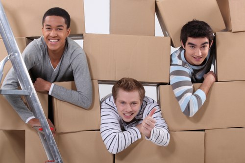 Central London movers managing access and loading near Mayfair streets